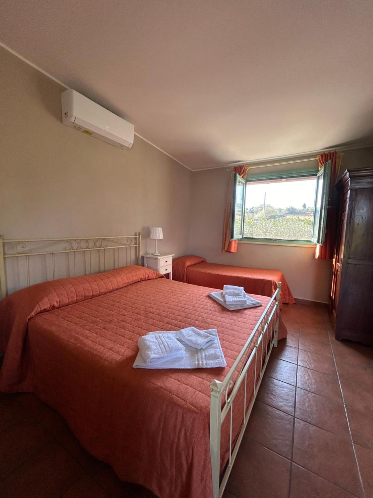 Borgo Nocchiara Hotel Carlentini Kültér fotó
